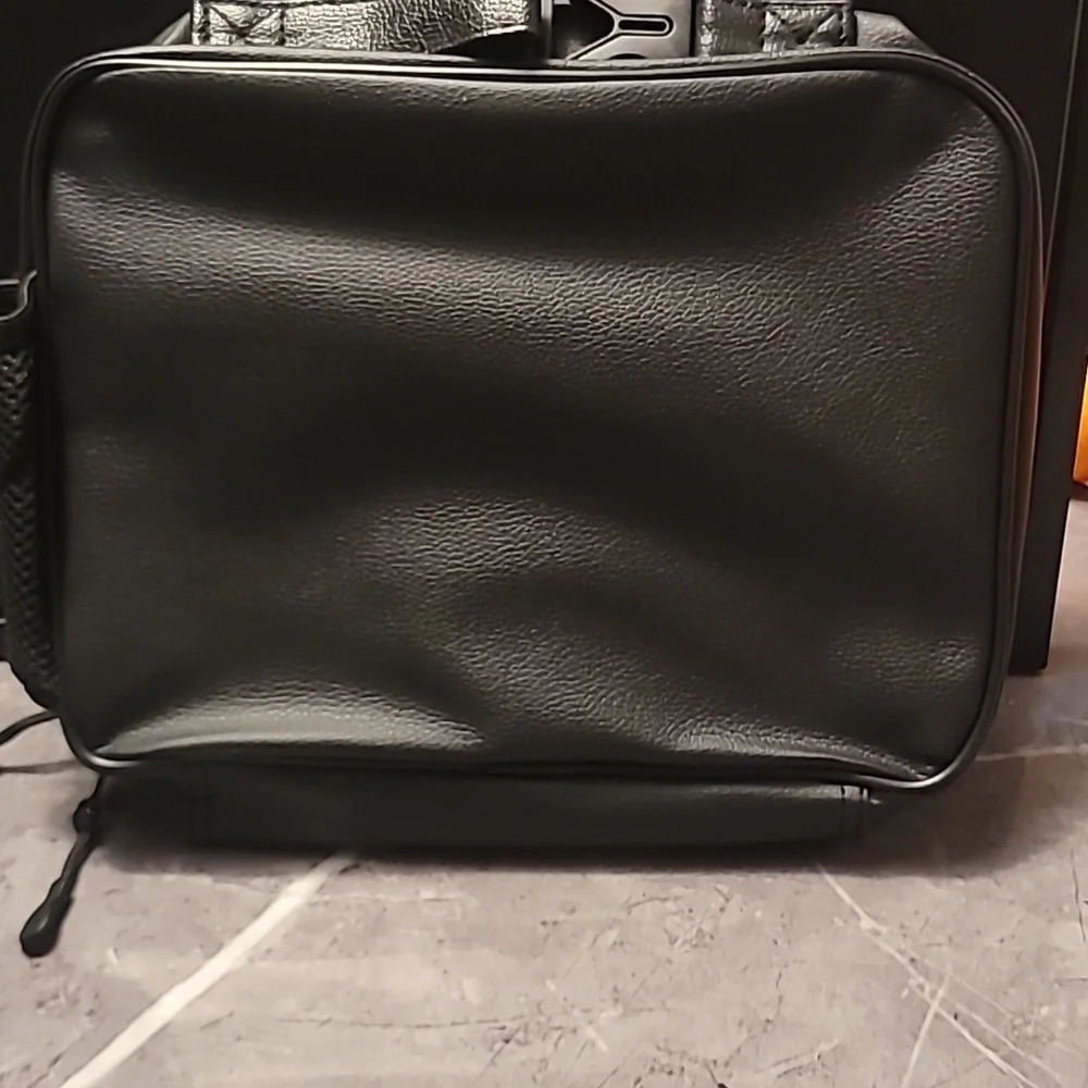 VIDEO GAME STYLE LUNCH BOX NWT